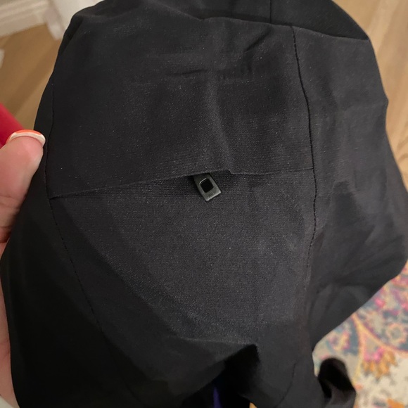 North Face women’s size medium ski jacket - Picture 5 of 7